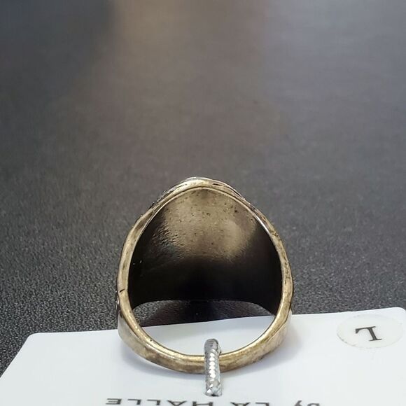 **Final Sale** Silver tone blue acrylic stone ring Size 7.5 - Picture 5 of 7